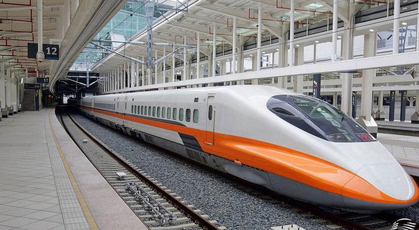 2019 臺灣高鐵乘車指南/臺灣高鐵如何購票（網上購票、取票、退票、時刻表）