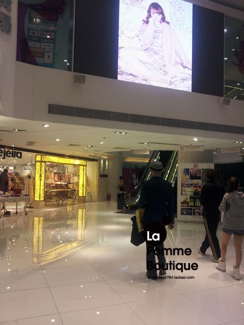 150633ub2925y42mbarbxm.jpg-700
