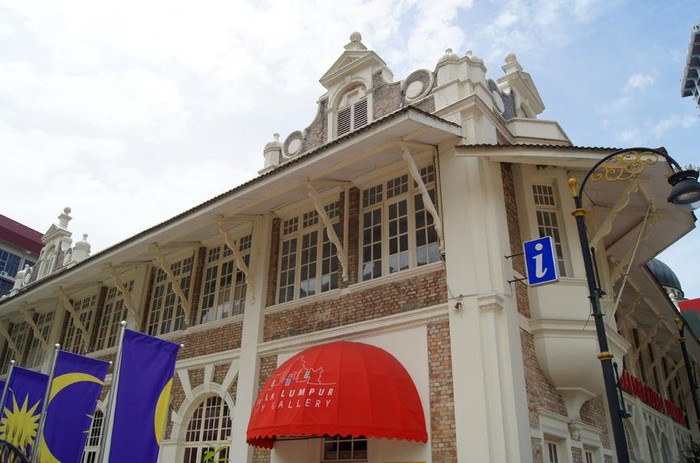 155507g3v8vjsg84wam8f0.jpg-700